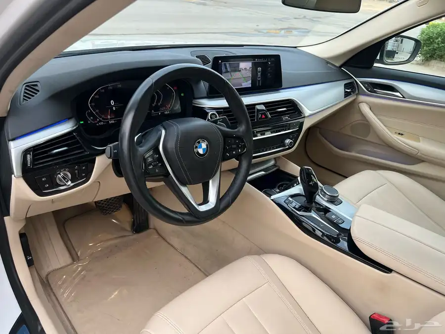 بي ام دبليو 520i 2020 (بحالة ممتازة) 7