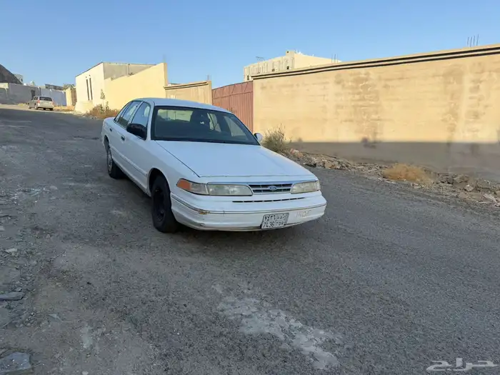 فورد كراون فيكتوريا 96 1