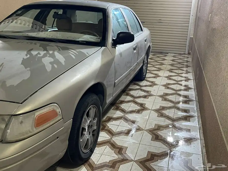 للبيع فورد 2001 1