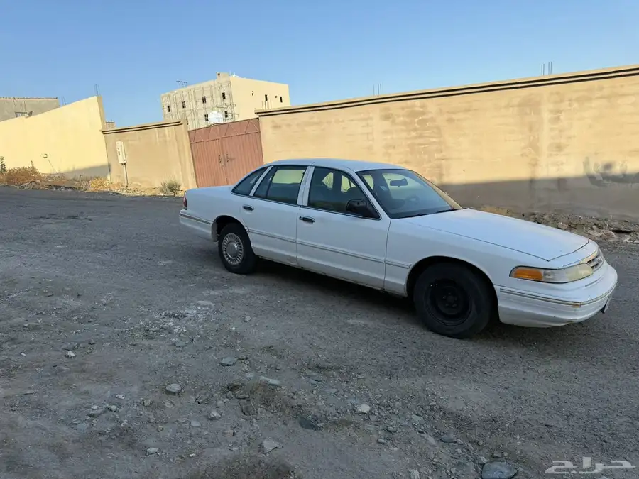 فورد كراون فيكتوريا 96 2