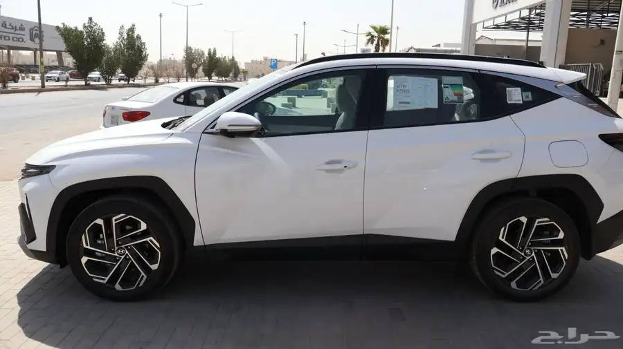 توسان بريميوم 2025 5