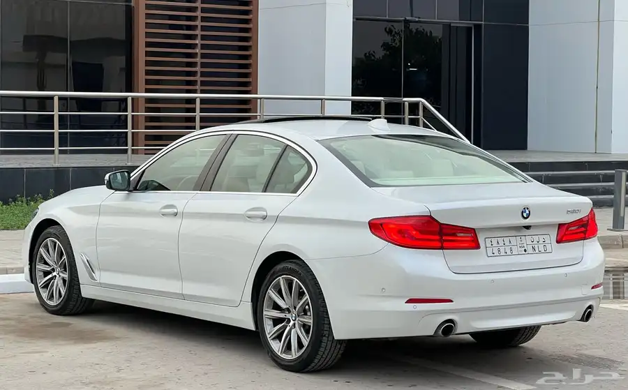 بي ام دبليو 520i 2020 (بحالة ممتازة) 6