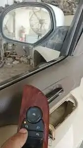 أصلاح صفط المرايا و مكائن الزجاج سيارات 4