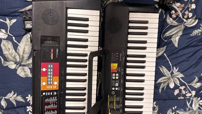 بيانو يماها f51وf52 1