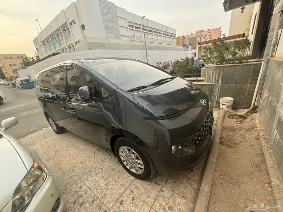 هونداي ستاريا 2024 1