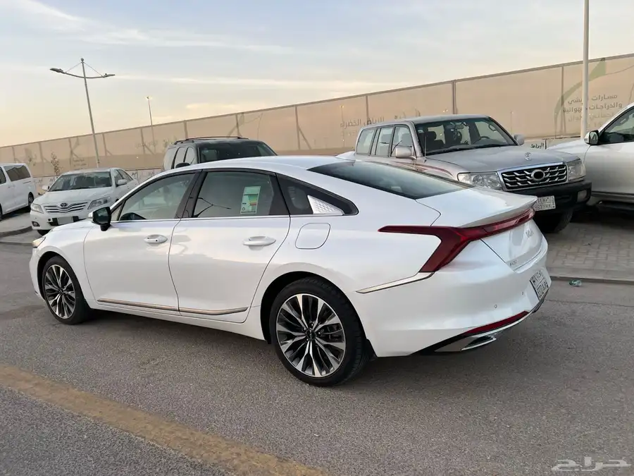 كيا K8 2022 نص فل الجبر عداد 93 1