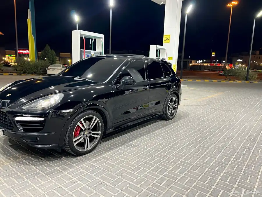 بورش كايين gts 2013 مع لوحه مميزه للبيع باللوحه او بدون 0