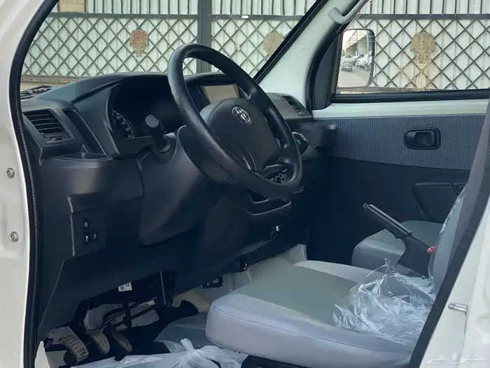 تويوتا لايت اس 2023 بنزين 9