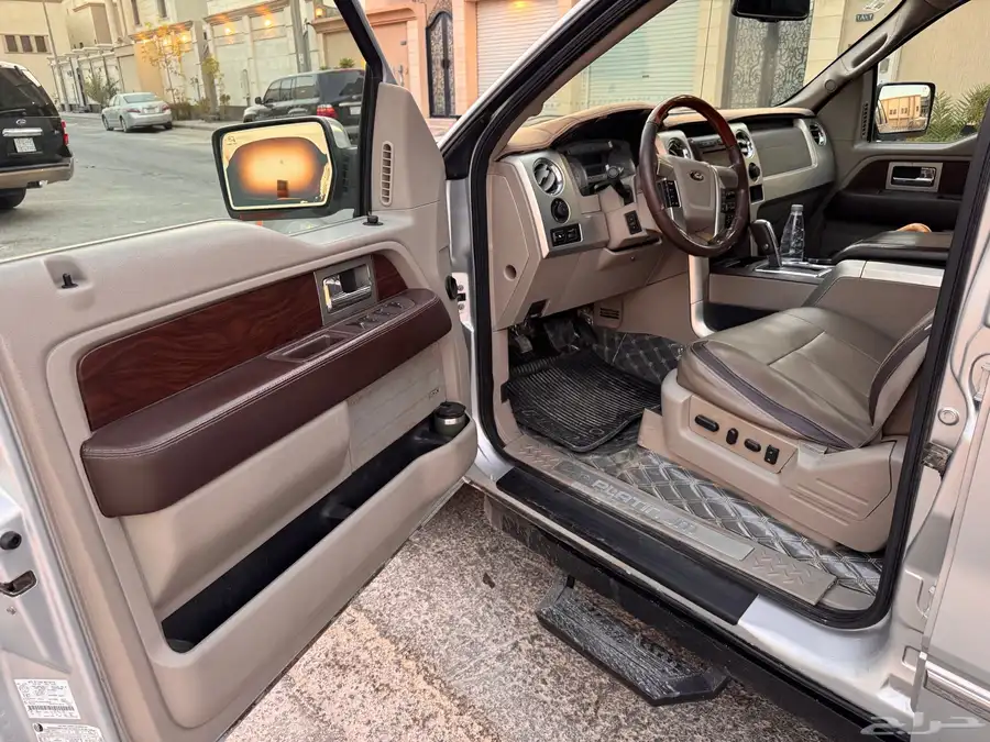 F-150 PLATINUM 2010 4