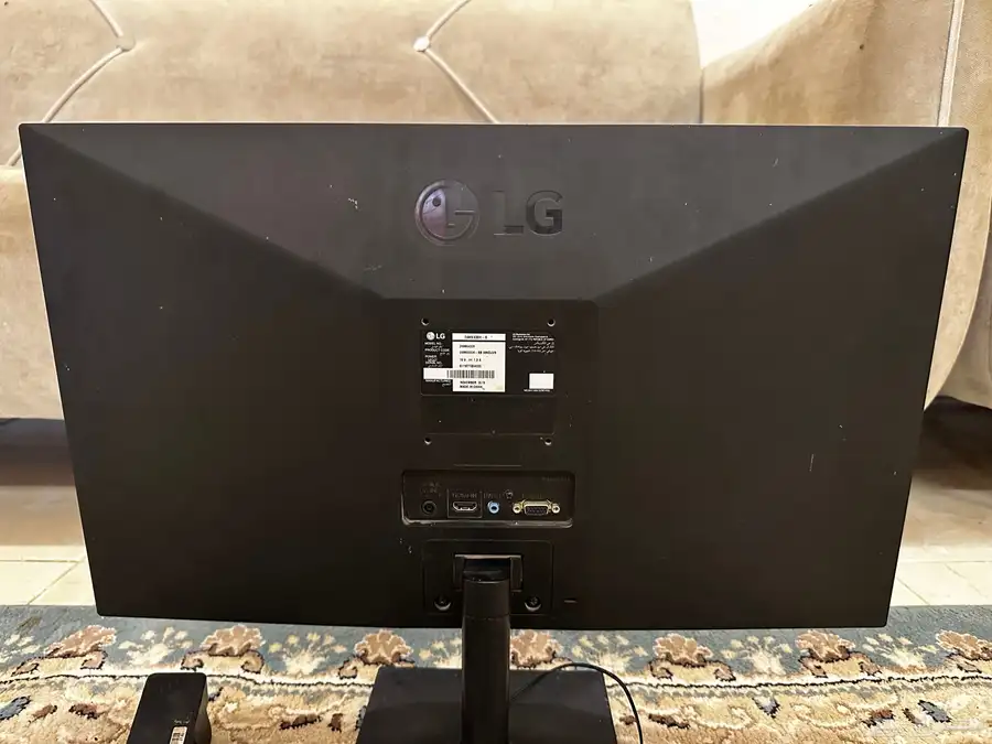 للبيع شاشة قيمنق 1