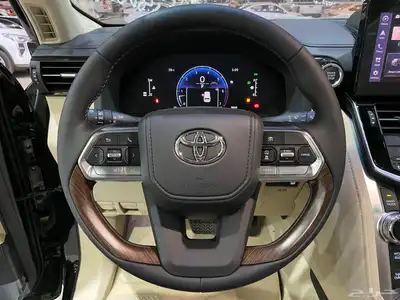 جي اكس ار 2025 اسود L4 16