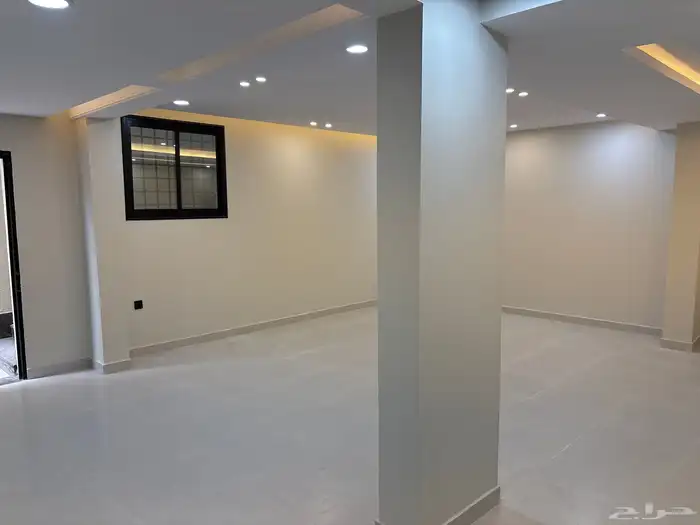 عمارة مكونة من ست شقق للتمليك المحاله مخطط745 حي الزهور 23