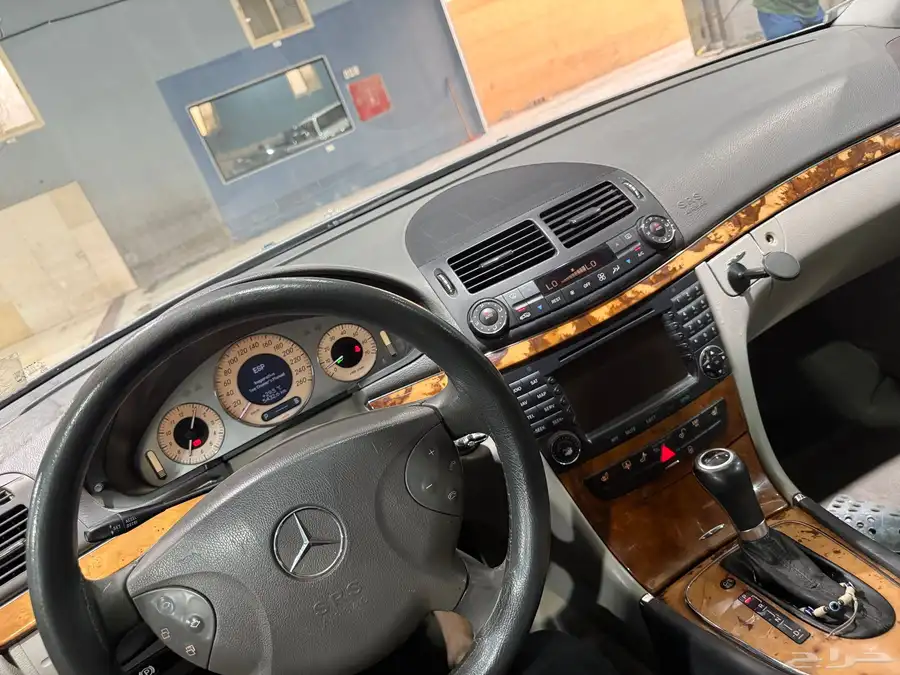 مرسيدس E350 2006 6