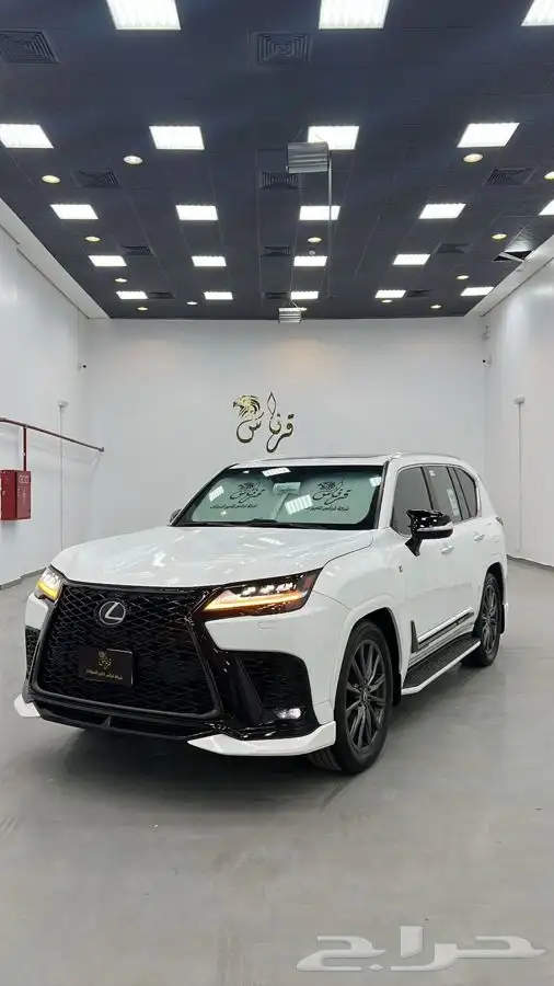 تأجير سيارات فارهه . 1