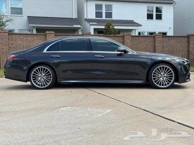 مرسيدس S580 2021 بحالة الجديد وسعر مميز 2