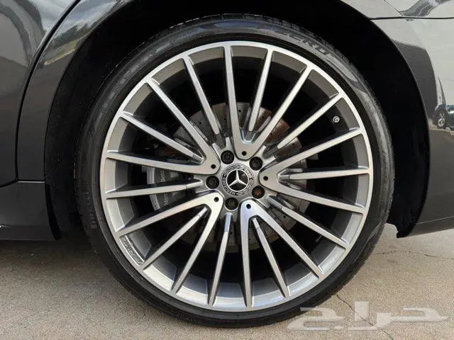 مرسيدس S580 2021 بحالة الجديد وسعر مميز 9