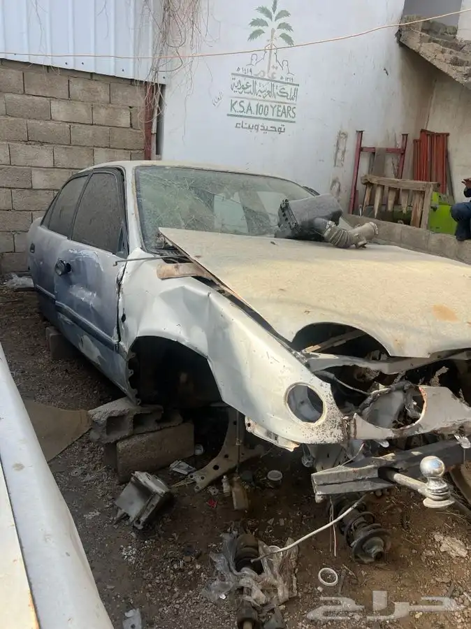 كرولا موديل 98 تشليح قطع غيار 1