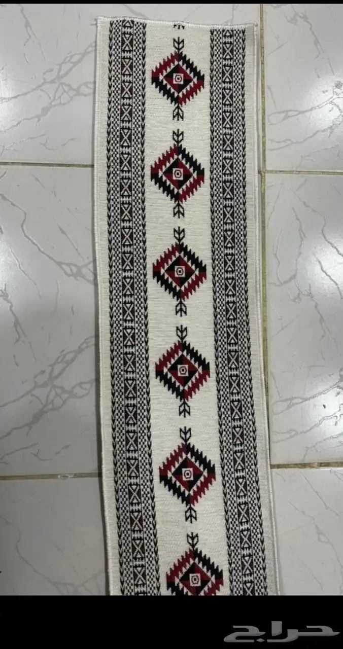 الطول10متر والعرض 23سم السعر 35 21