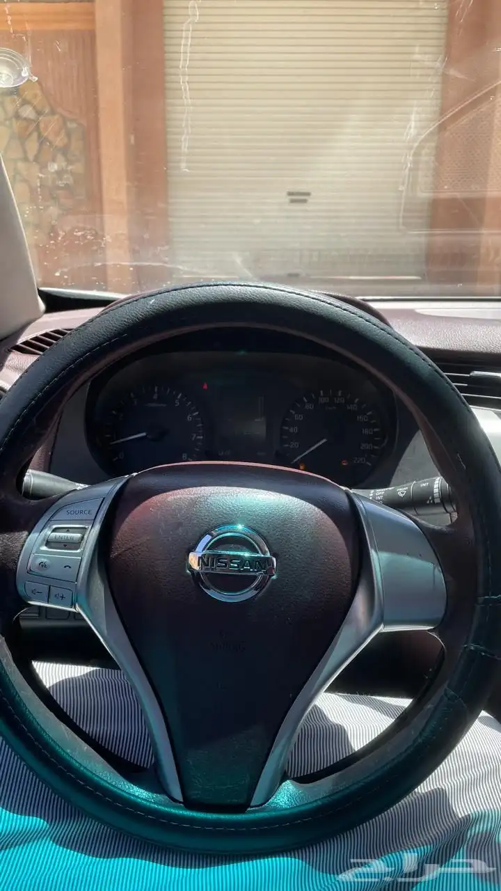 نيسان نافارا 6