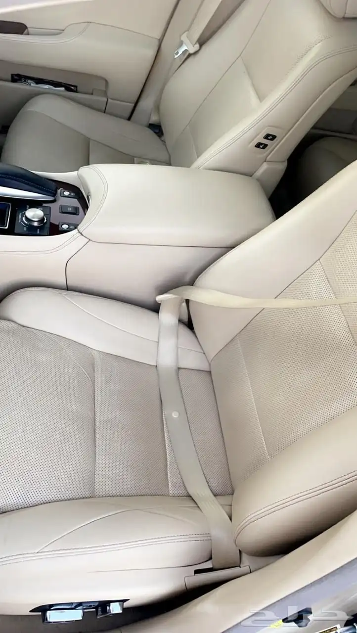 لكزس LS460 شورت 2015 36