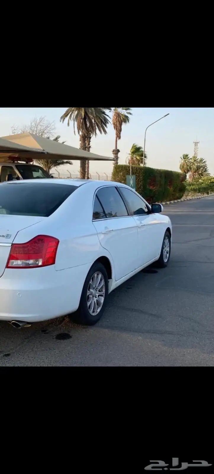 جيلي EC8 1