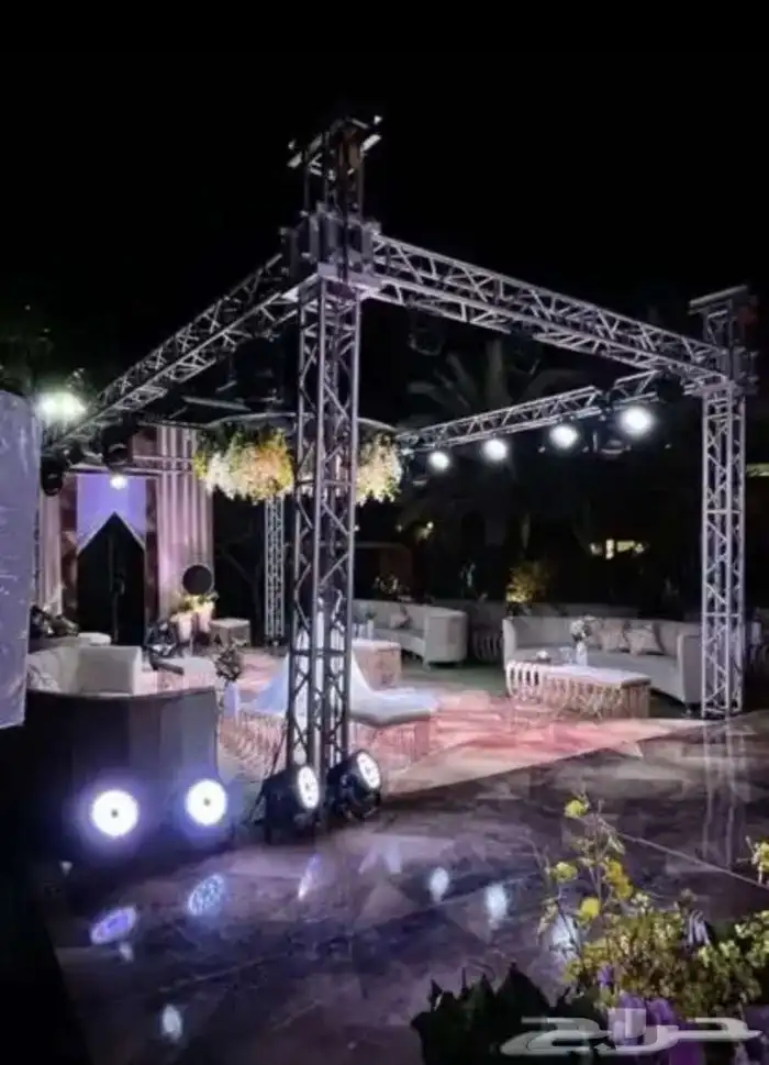 مسرح ستيج شاشات ايضاءة ليازر مايكات سماعات تراس للأيجار 2