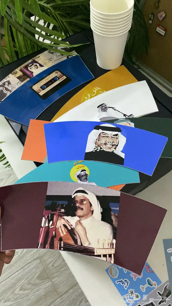 طباعة اكواب ورقية وتصميم ستكير شيت 3