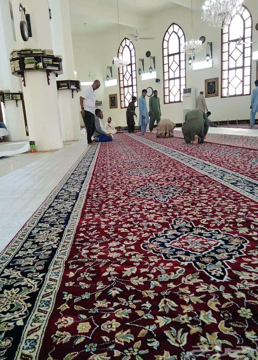 معلم متخصص في جميع أنواع التركيبات 8