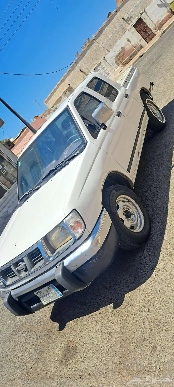 نيسان ددسن غمارتين موديل 2000 6