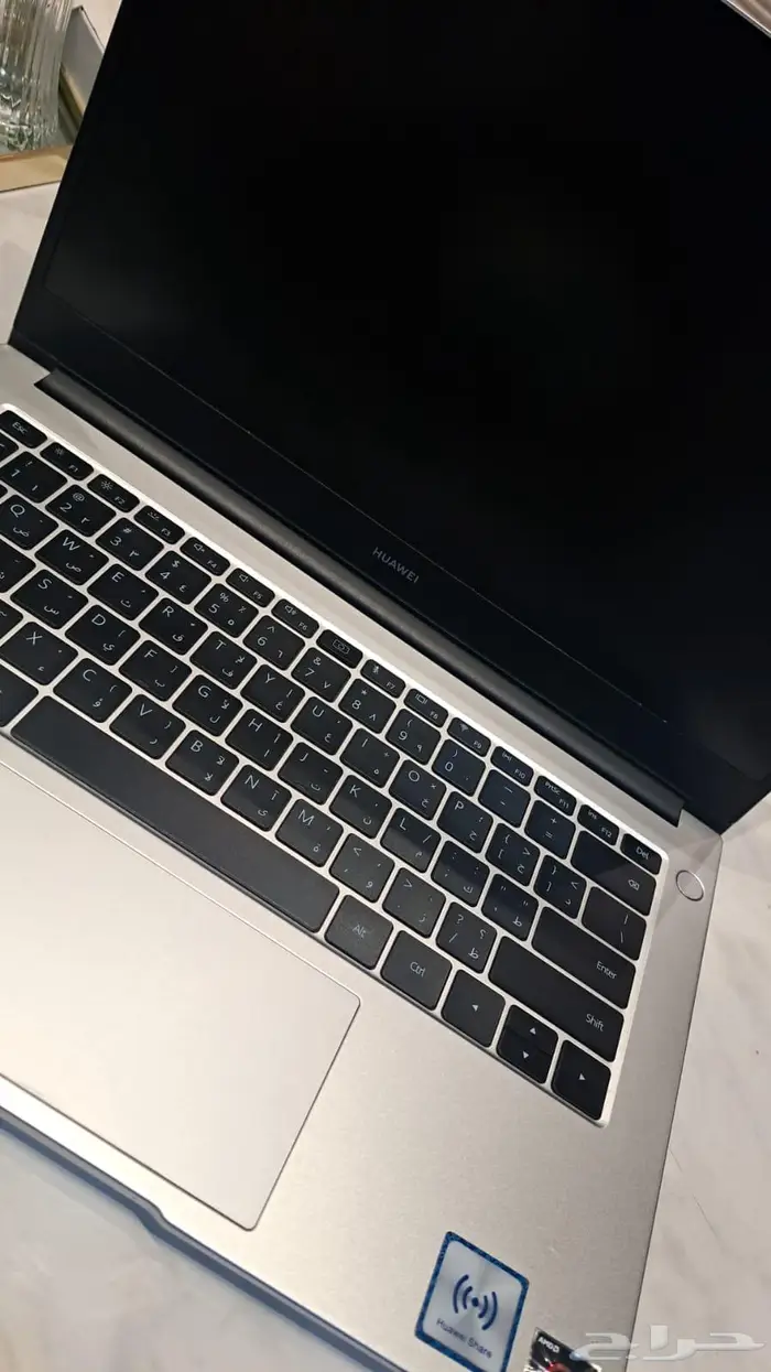 لابتوب هواوي شبه جديد واستخدام بسيط وضمانه موجود جرير 0