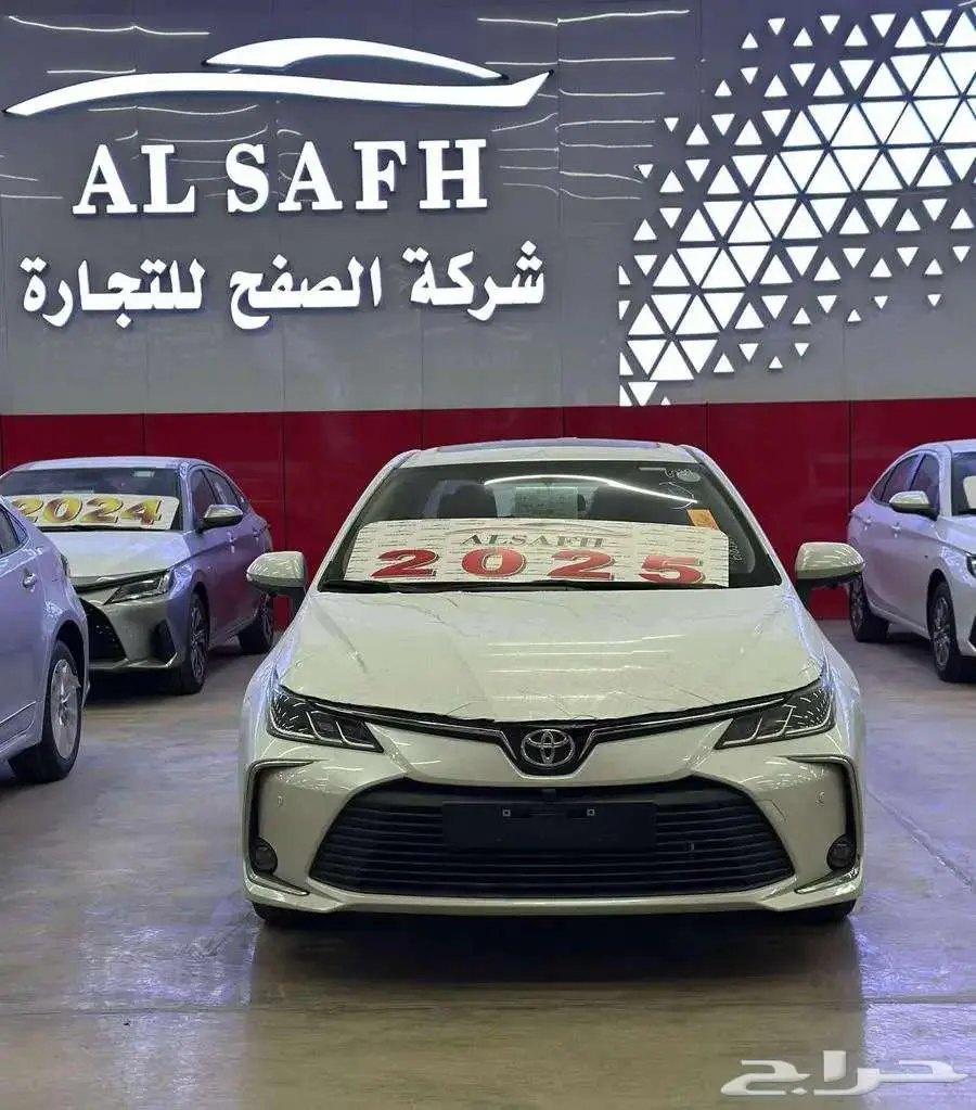 تويوتا كورولا XLI مكينه 2.0 نص فل فتحه موديل 2025 الاقل سعرآ 0