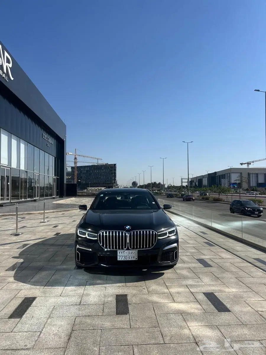 بي ام دبليو الفئة السابعه2021M 1
