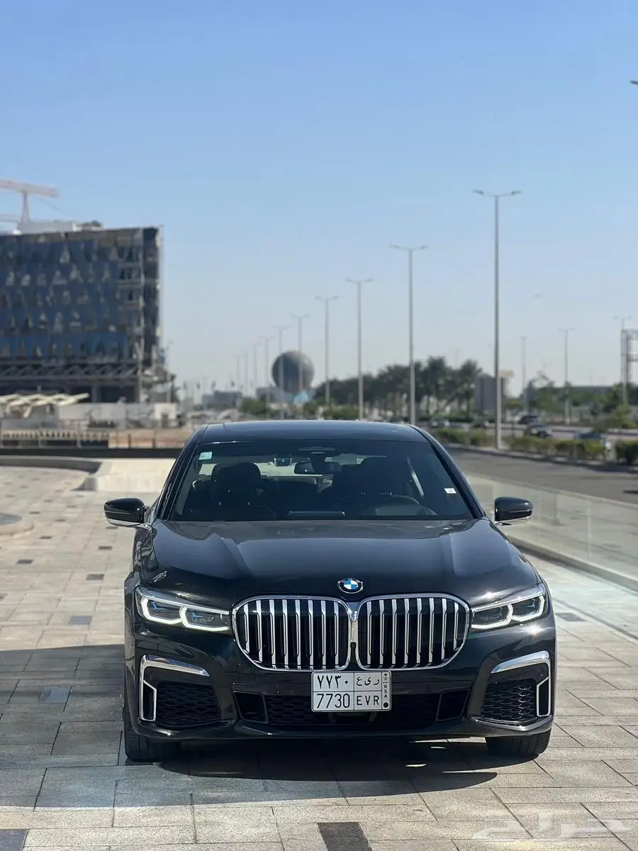 بي ام دبليو الفئة السابعه2021M 10