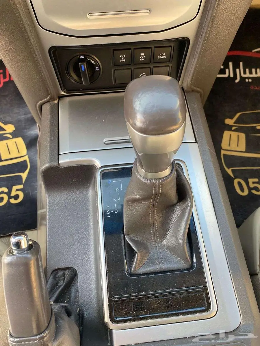 برادو موديل 2019 عداد 147000 الف فل كامل 17