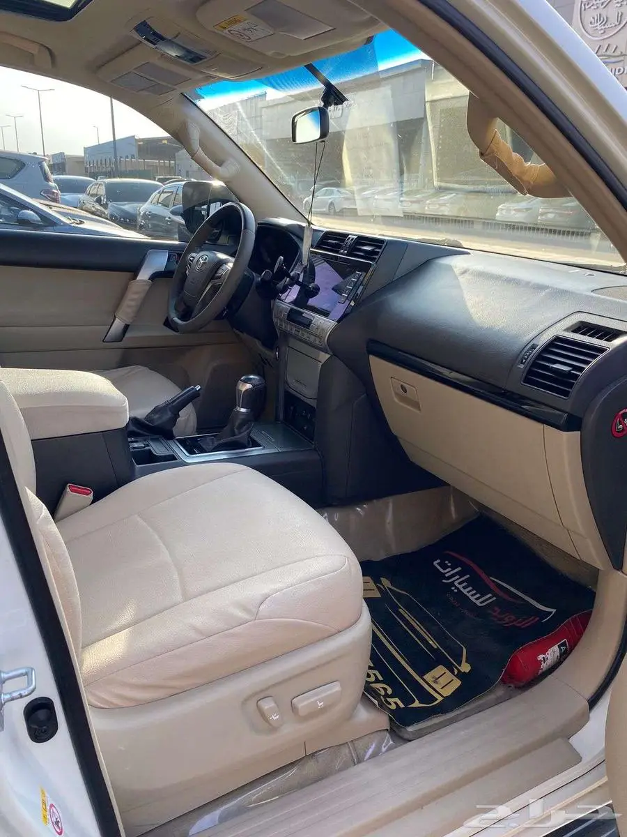 برادو موديل 2019 عداد 147000 الف فل كامل 18