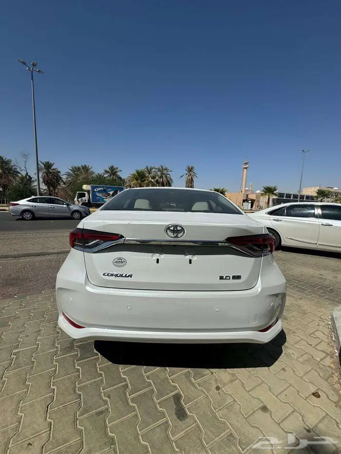 تويوتا كورولا XLI م2.0 طيس بنزين 2025 3