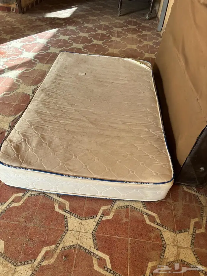 سرير ومرتبه 1