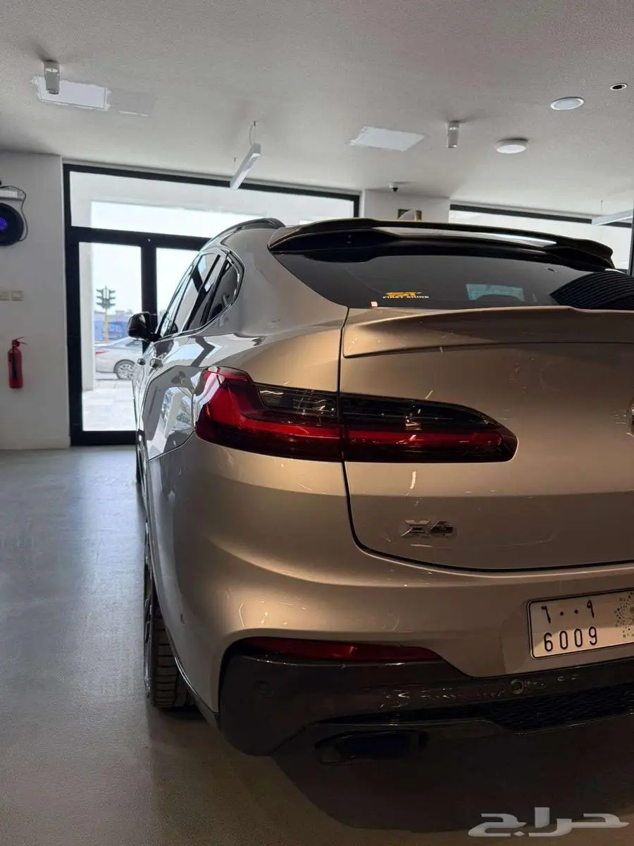 بي إم دبليو X4 M40i 5