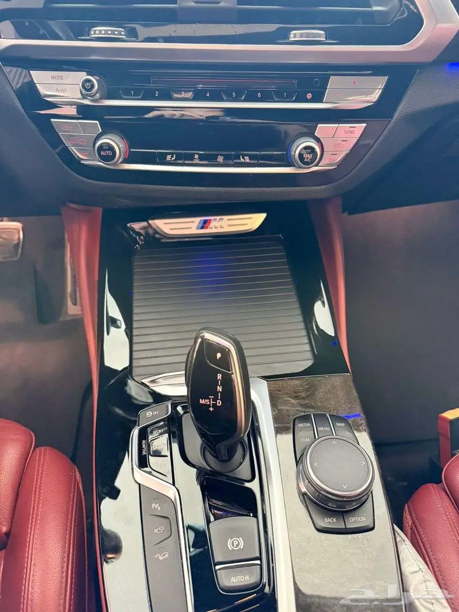 بي إم دبليو X4 M40i 10