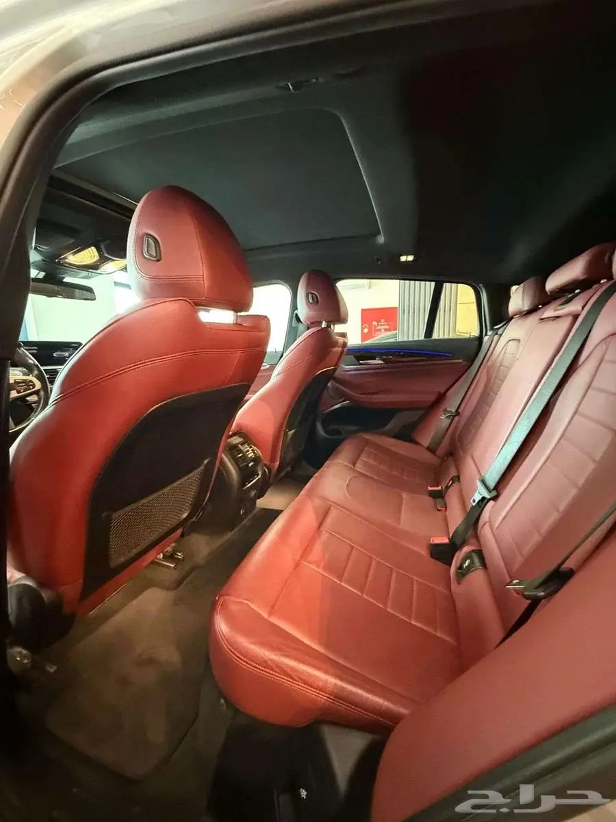 بي إم دبليو X4 M40i 11