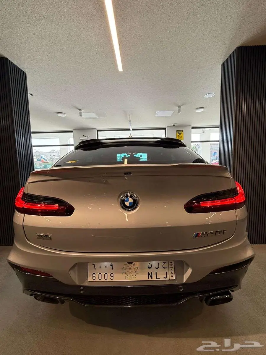 بي إم دبليو X4 M40i 4
