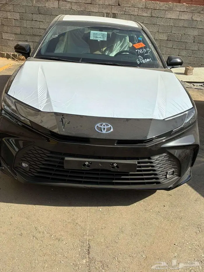 كامري أسود ستاندر بنزين 2025 0