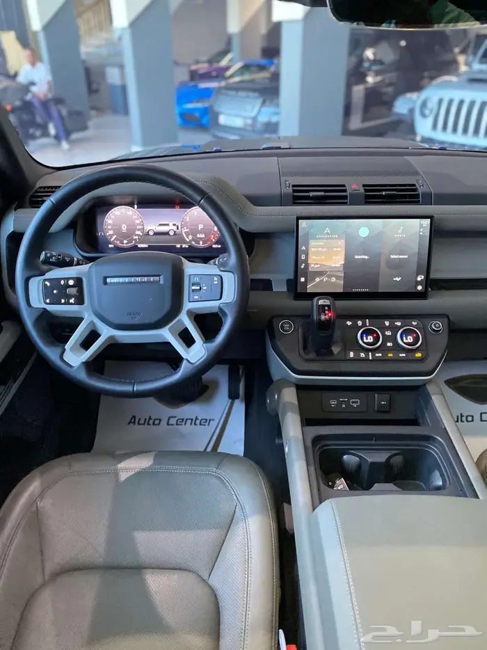 LAND ROVER DEFENDER 110 P300 SE 2024 BLACK 6