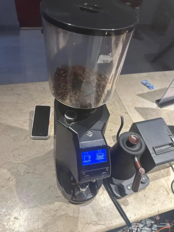 مكينه طاحونة و مكينة القهوه صناعة إيطالية 0