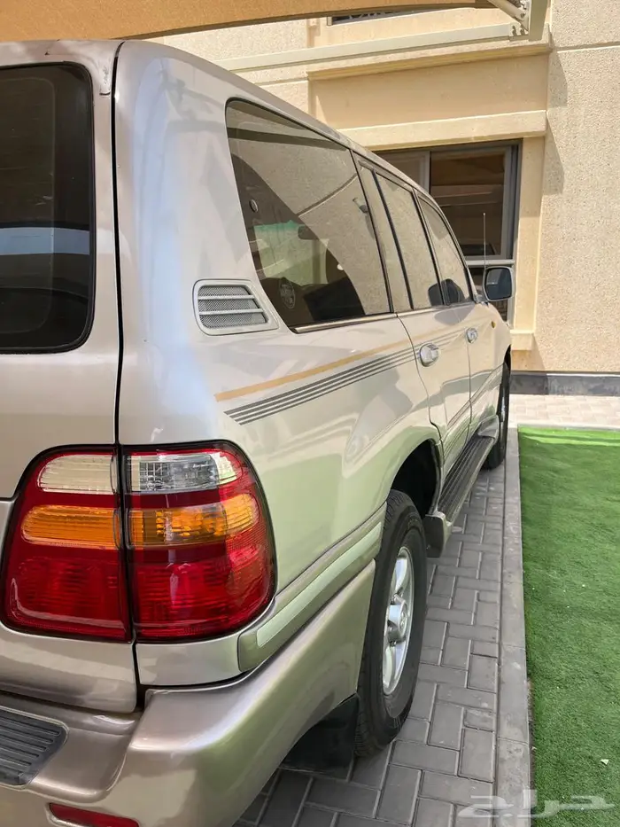 لاندكروزر فكسار 2001 فضي اتوماتيك لوحه مميزه 14