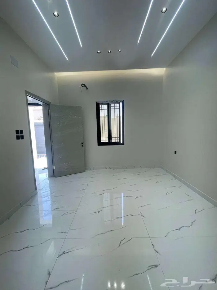 عمارة للبيع حمراء الاسد 1