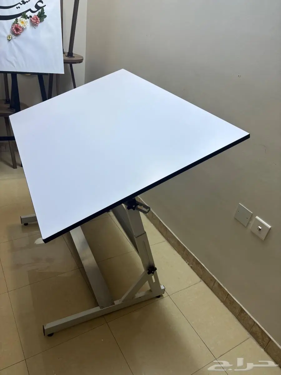 طاولة رسم هندسي 1
