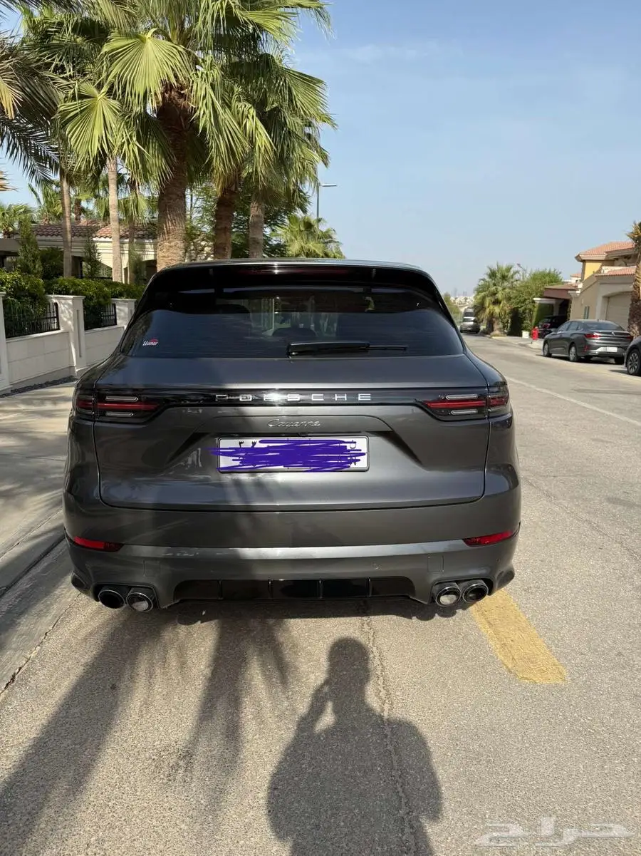 2023 Porsche Cayenne Platinum Edition 3