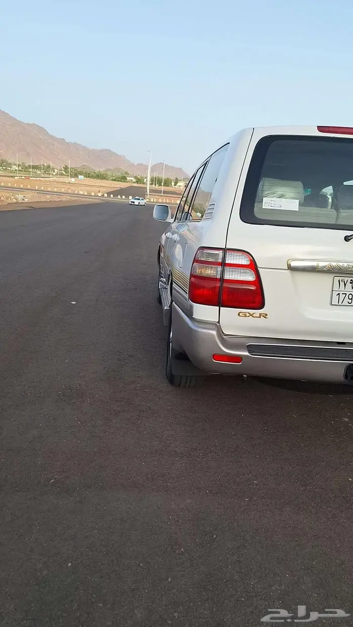 لاندكروزر خليجي 2003 14