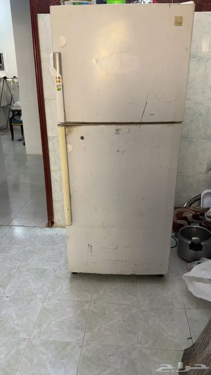 أغراض شقه للبيع بسعر مخفض 4